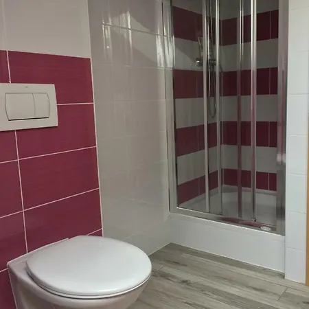 Kreso Apartament *